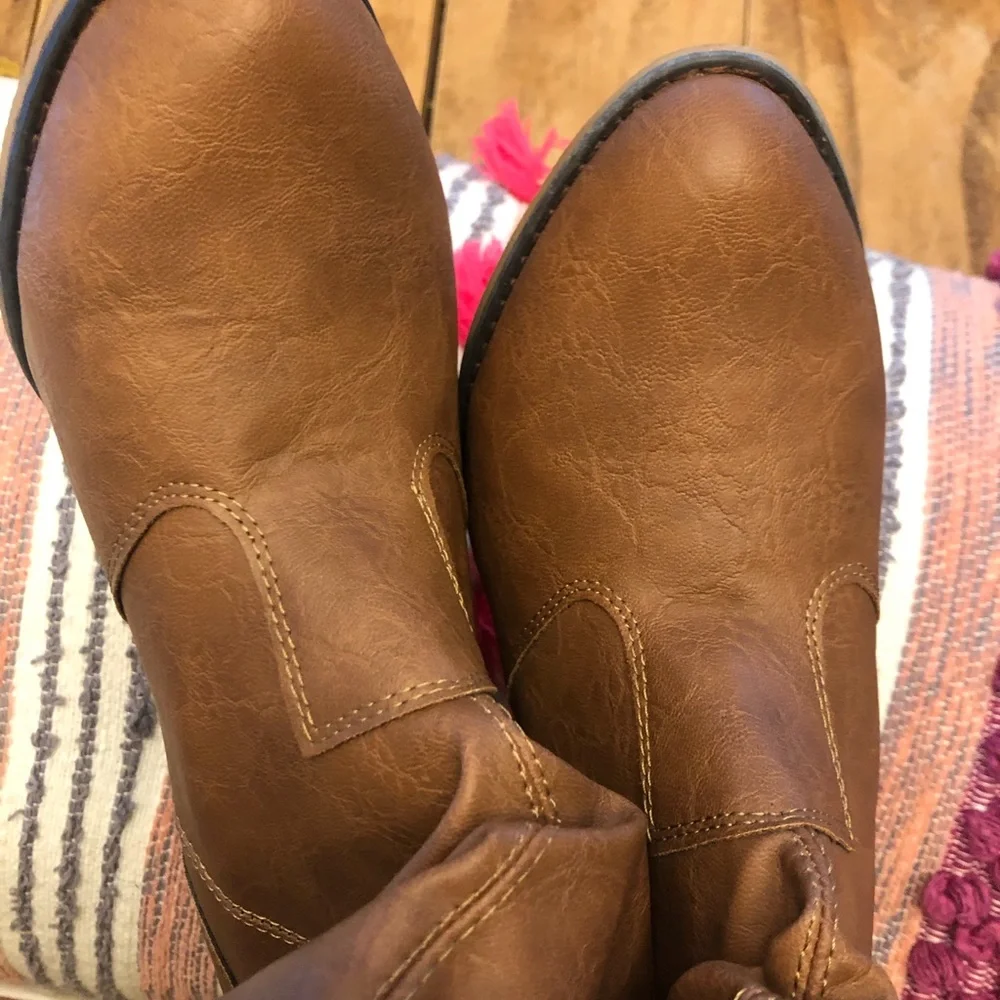 Adorable slouch boots - Picture 8 of 12